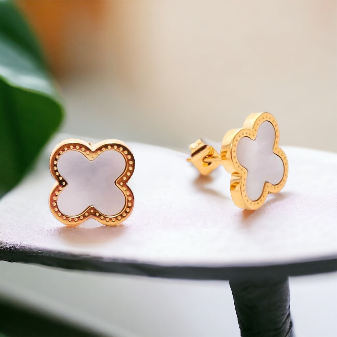 Emily - White Clover Earrings