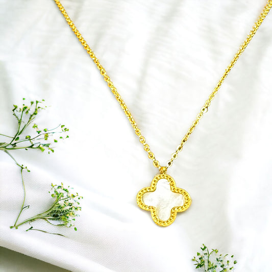 Emily - White Clover Necklace